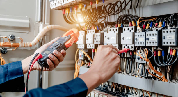 Best Electrical Outlet Repair  in Clarendon Hls, IL