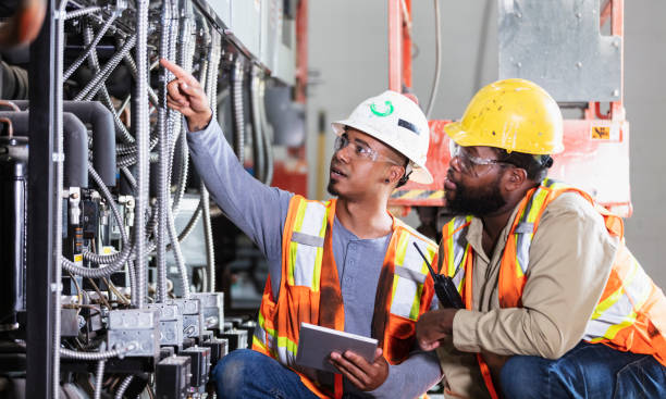 Best Licensed Electrician  in Clarendon Hls, IL